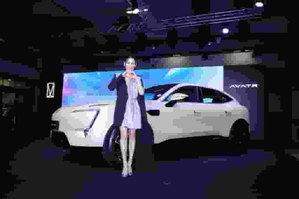 華為智駕加持・支援智能泊車 AVATR 11 豪華 SUV 登場