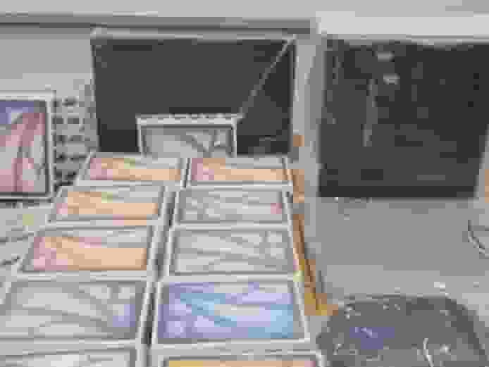警搗破假學生證濫用學生優惠 低價購入電子產品轉賣獲利
