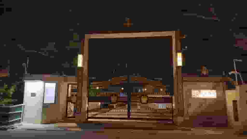 半山豪宅屋苑現可疑人蹤影 警員到場證醉漢誤闖