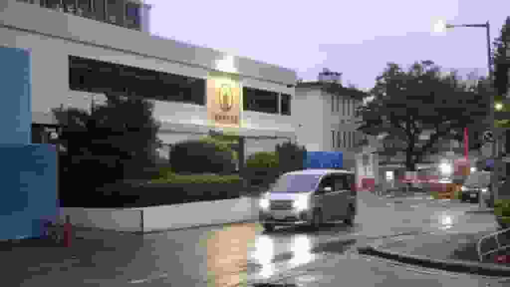 35+顛覆案│岑子杰、譚凱邦、王百羽及李嘉達刑滿出獄 數輛私家車清晨接載離開
