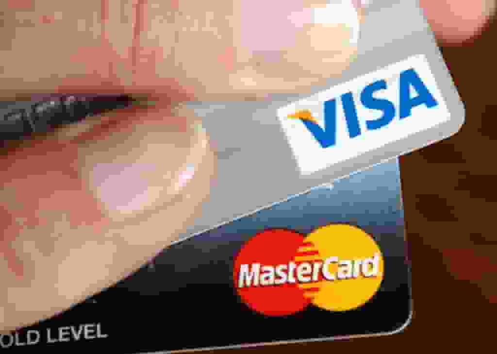 特朗普要求設定信用卡利率上限10% 對沖基金大亨:一大錯誤