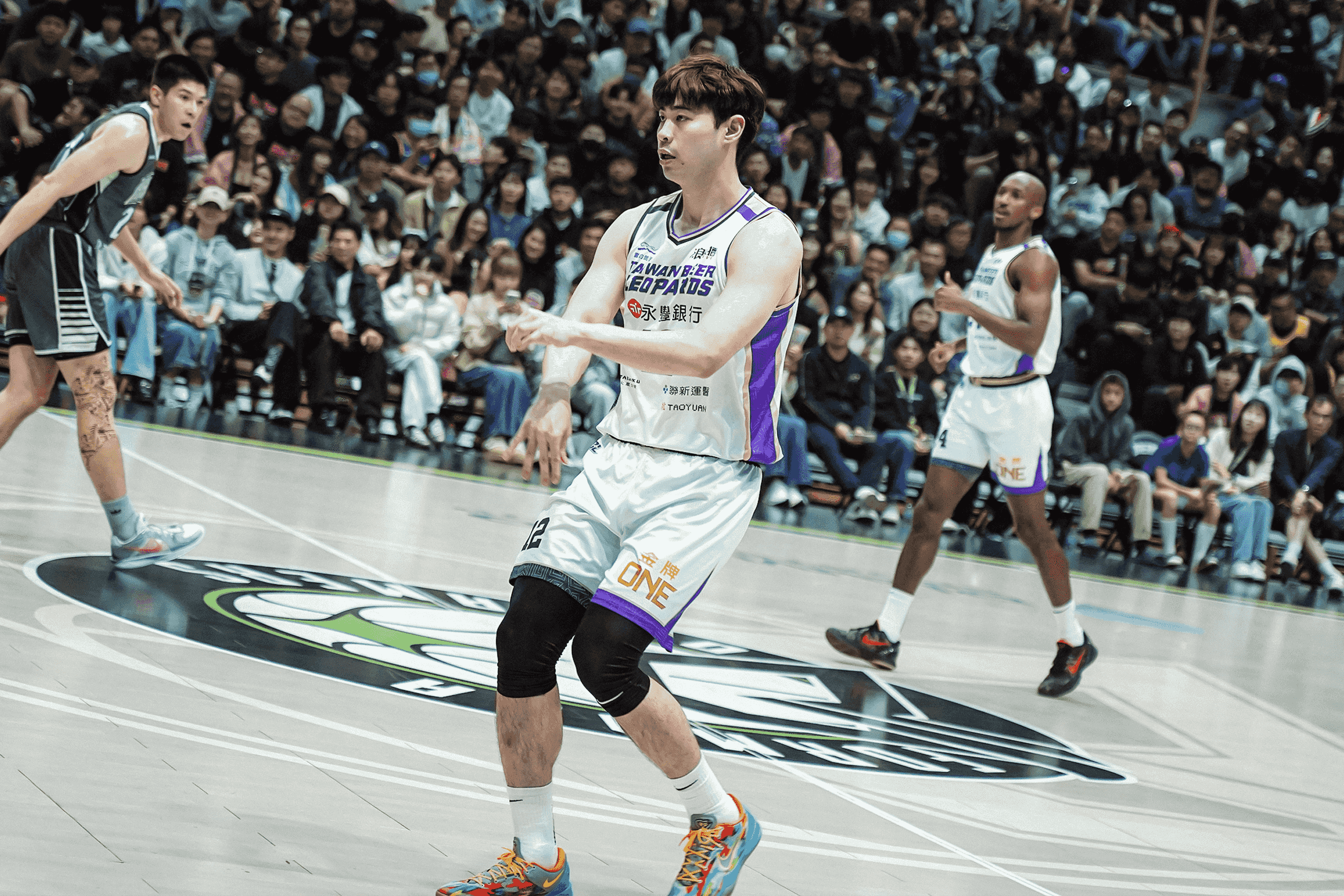 上半場落後17分 桃園台啤永豐雲豹精彩大逆轉擊敗夢想家