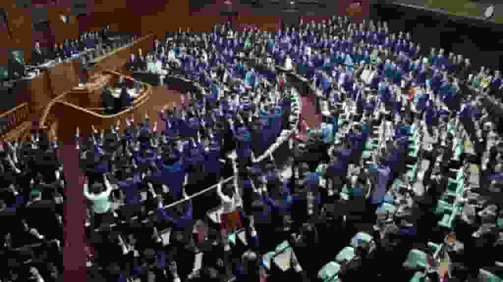 日本众议院选举 各党争相拿外国人说事