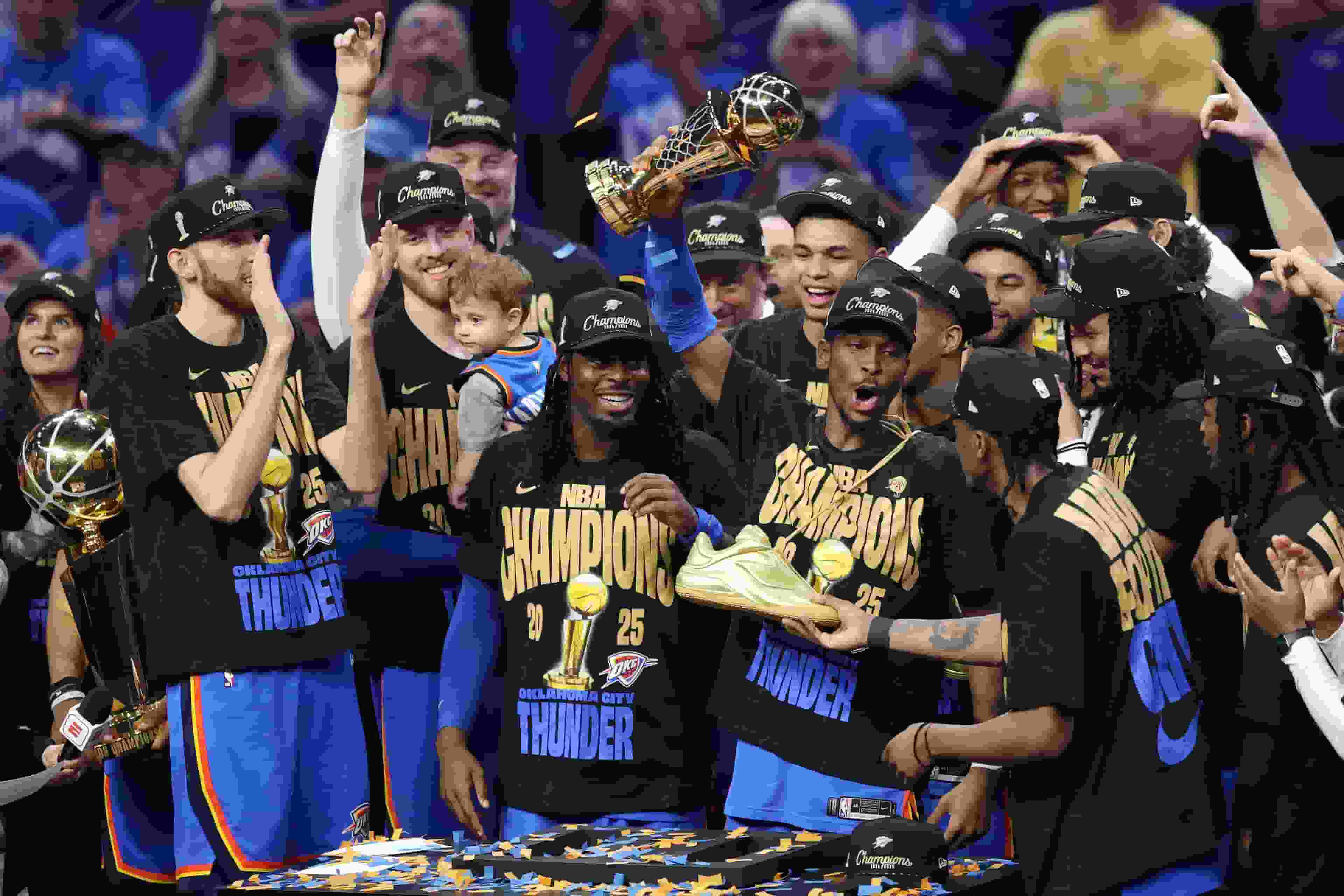NBA|亞歷山大同季連奪MVP 12年來首人達成偉業