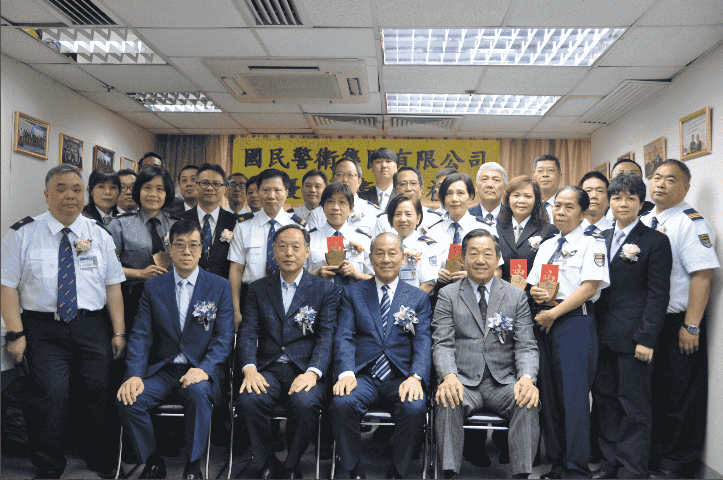 保安公司「國民警衞」宣佈清盤結業 涉多個大型私人屋苑 董事曾任警隊高層︱Yahoo