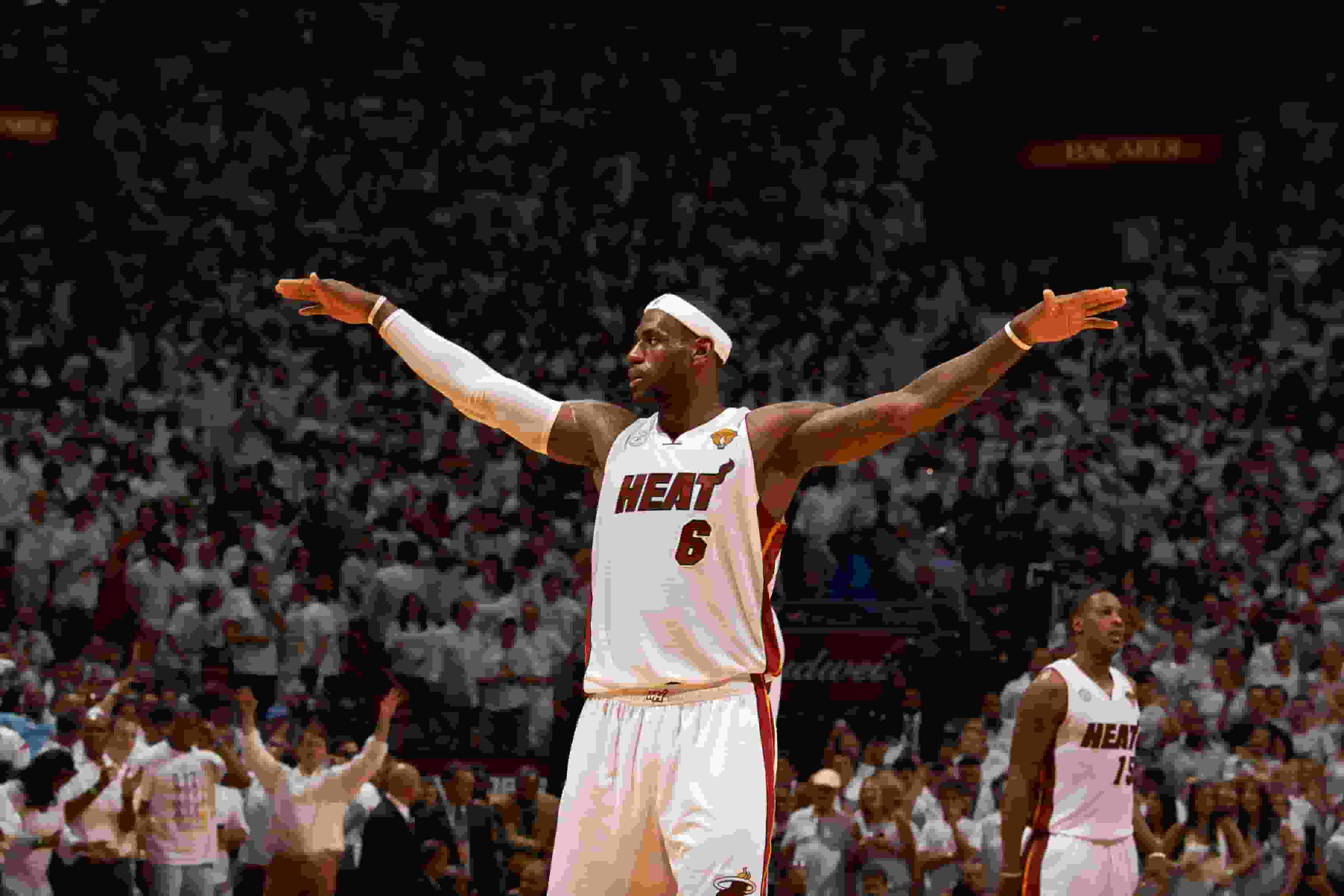 NBA | 熱火員工監守自盜 偷400件珍品 包括大帝總決賽勝利球衣