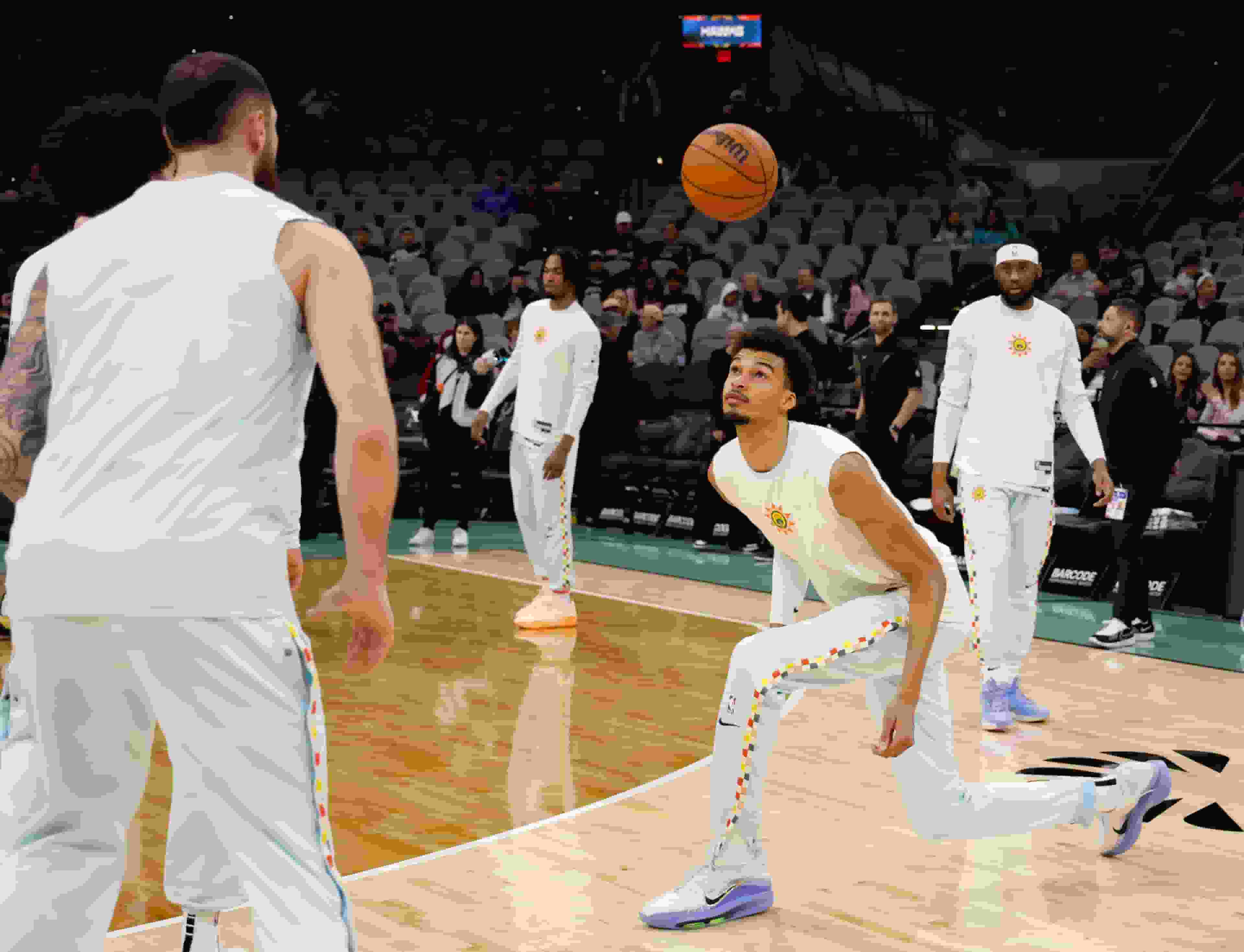 NBA話題 |「班馬」轉行踢波? 一個動作強如C朗亦做唔到 (有片)