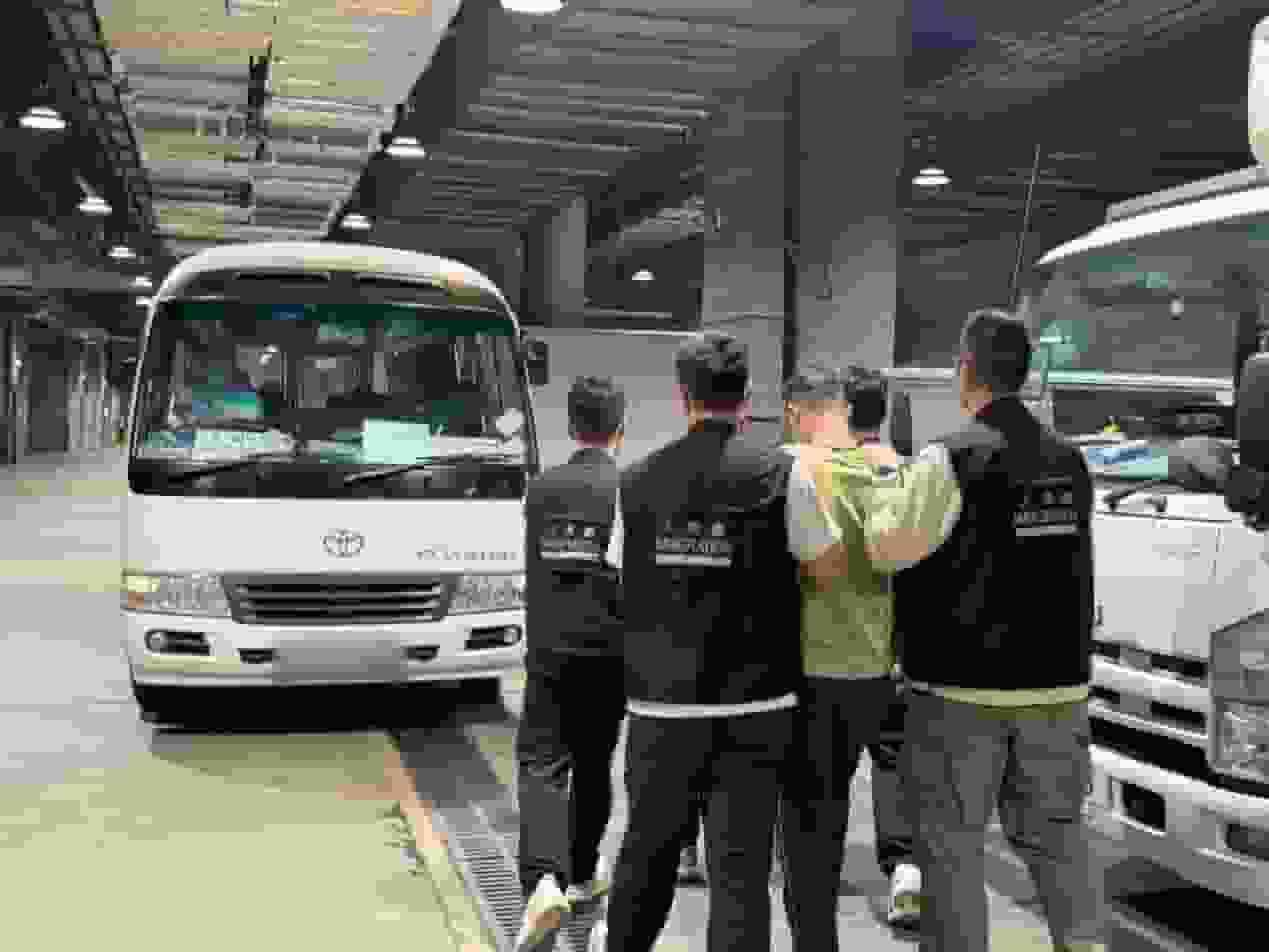 入境處等跨部門全港反黑工 拘43黑工及13僱主