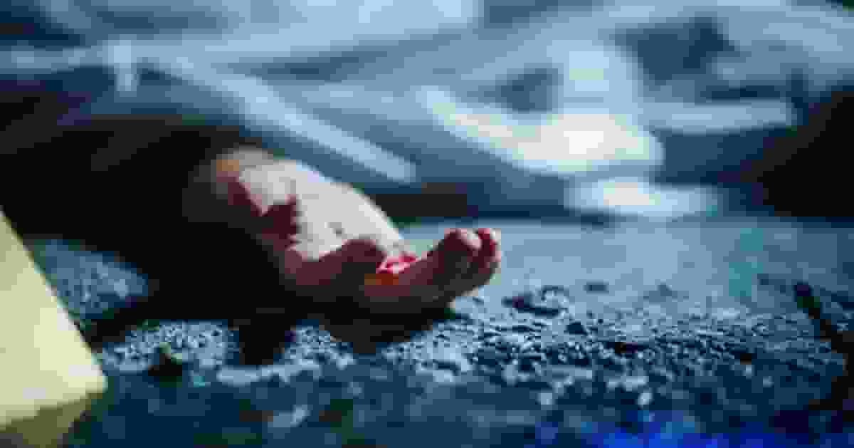 印度男遭風箏線割喉血灑街頭!倒地前狂撥女兒電話求救 仍因失血過多慘死