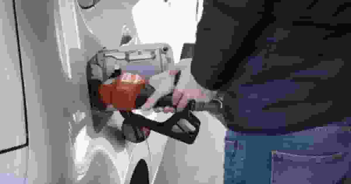 柴油末日來臨?英報告指2030年恐停售 交通專家反駁:物流業仍高度依賴