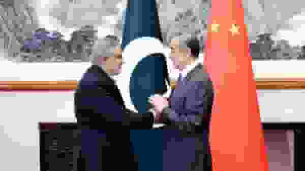 王毅指委內瑞拉情勢突變引發國際社會高度關注 各國主權應受到國際法保護