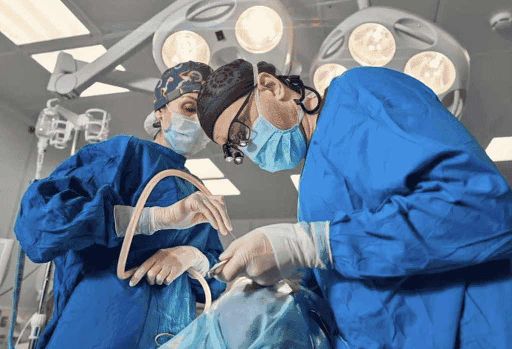 億萬富豪動「陰莖增大手術」猝死 驗屍報告揭案情大反轉