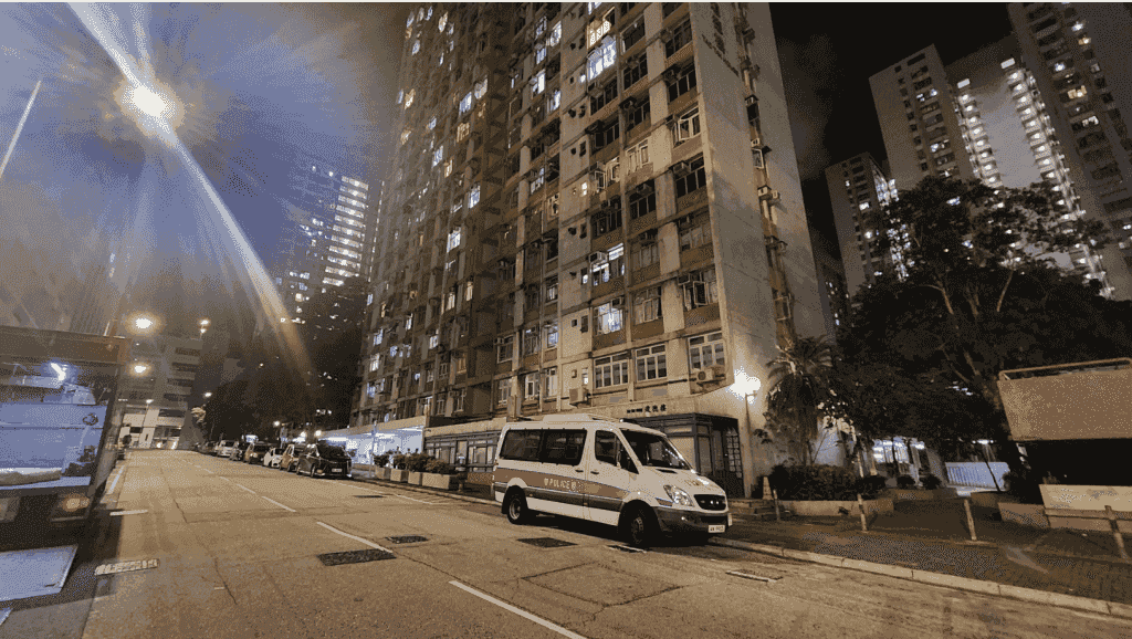 珍惜生命|李鄭屋邨女子倒臥平台 現場證實不治