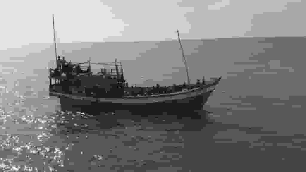 馬來西亞扣押兩艘可疑油輪